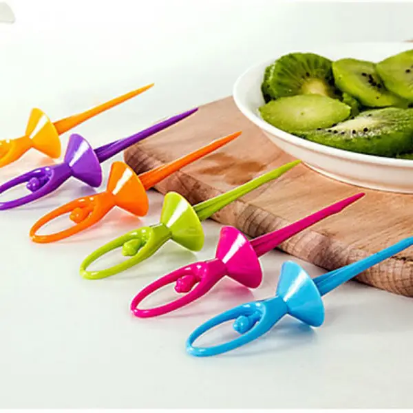 Multi Purpose Fruit Slicer Apple Cutter Regular With 8 Stainless Steel Blades Apple Slicer (1 Pc)